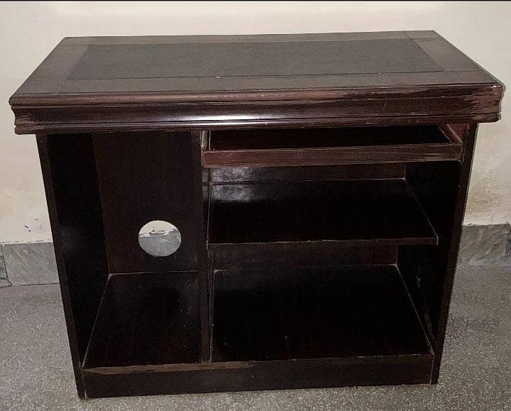 Multipurpose computer table with leather finishing 0