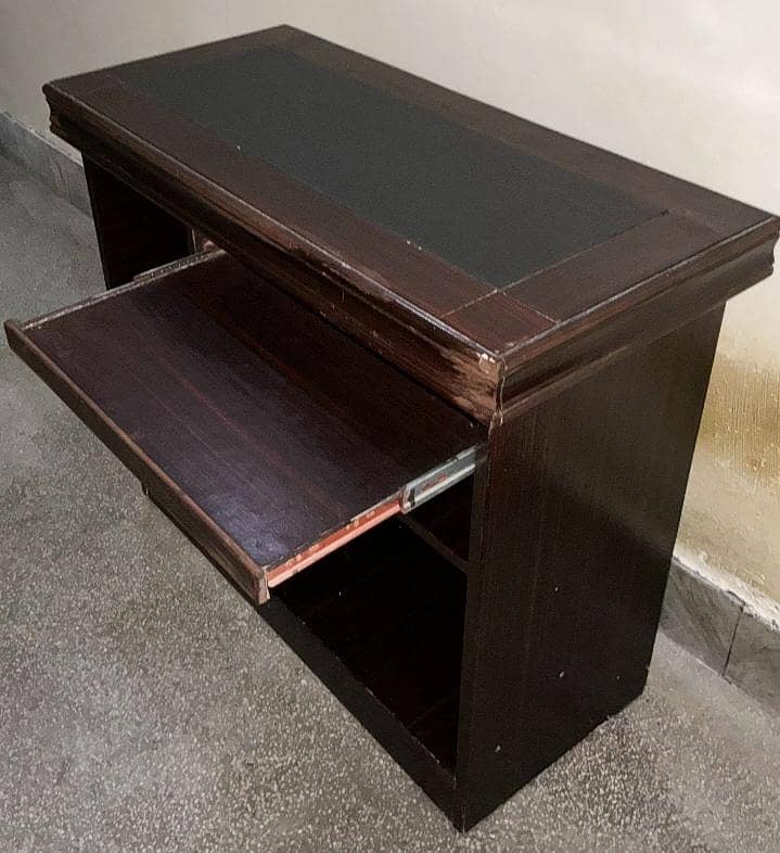 Multipurpose computer table with leather finishing 1