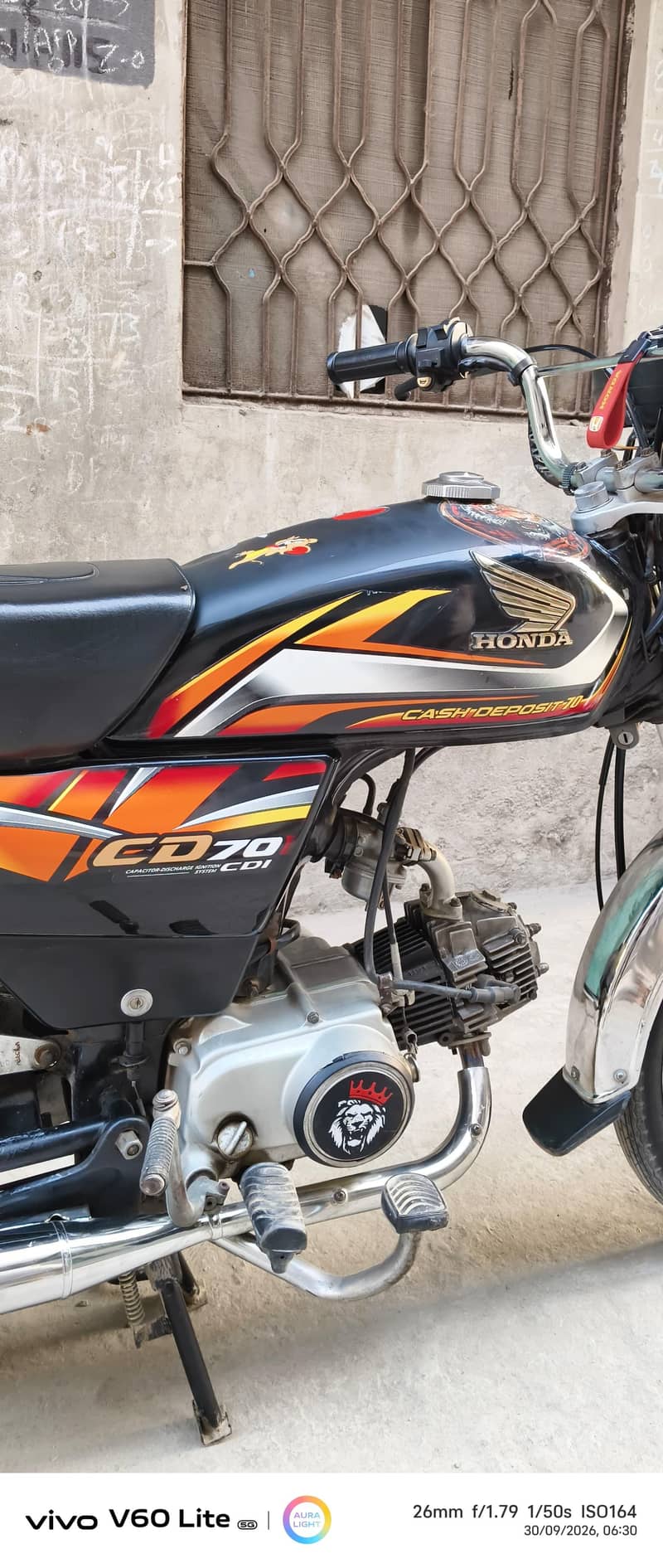 united CD 70 2