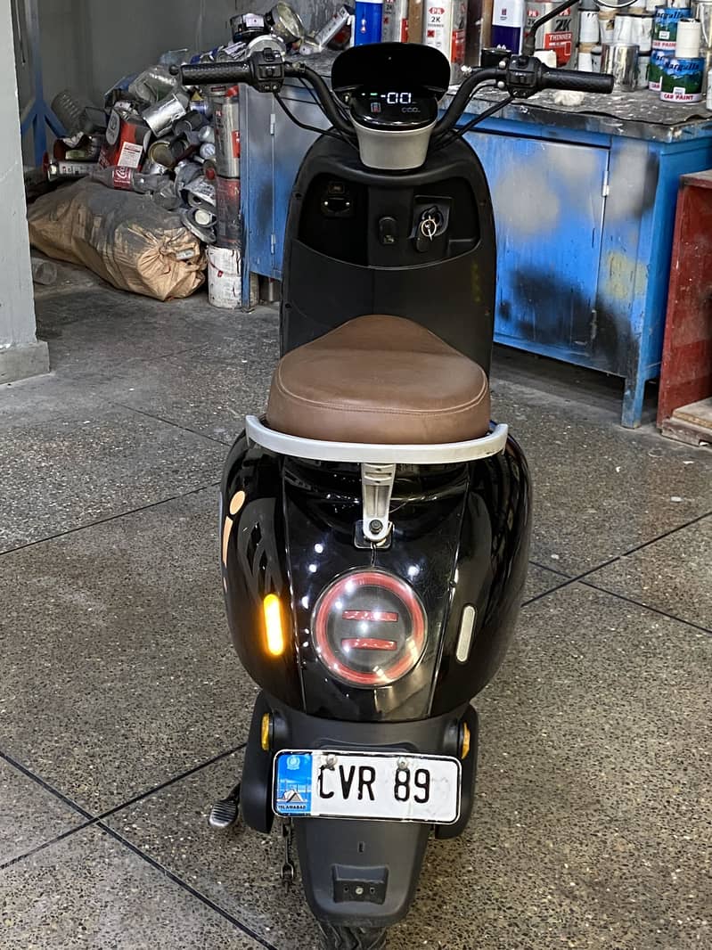 Evee 2024 model 4