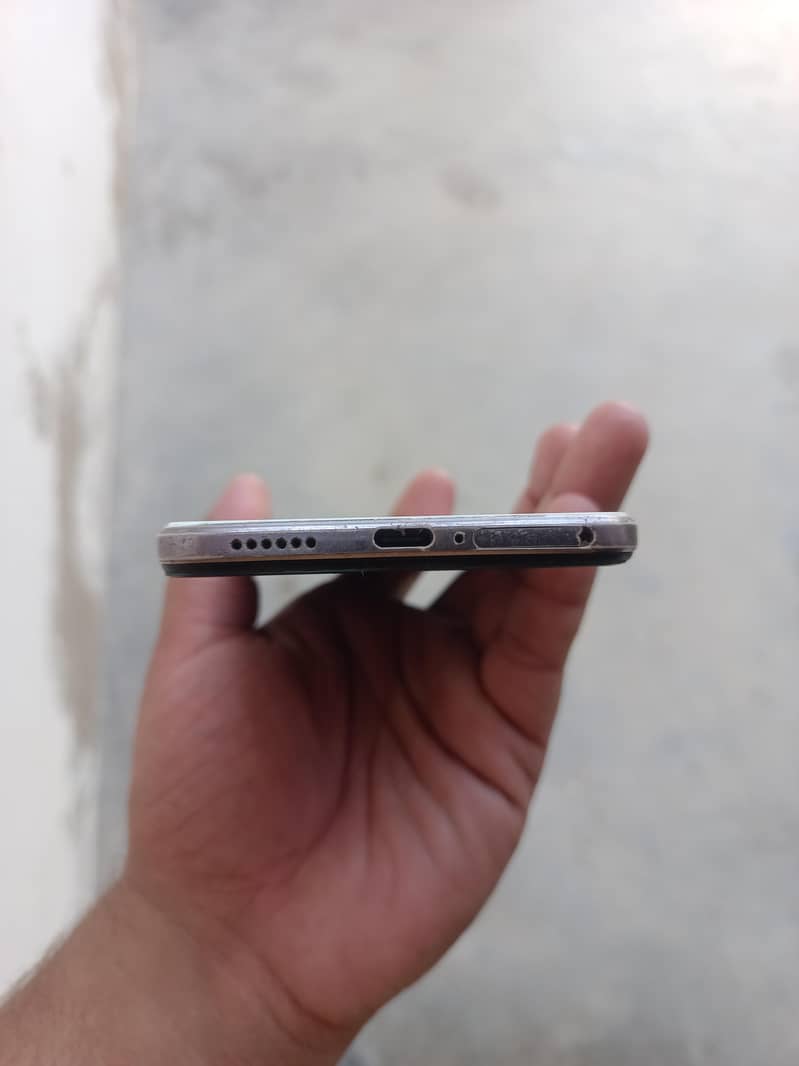 Vivo V21 0