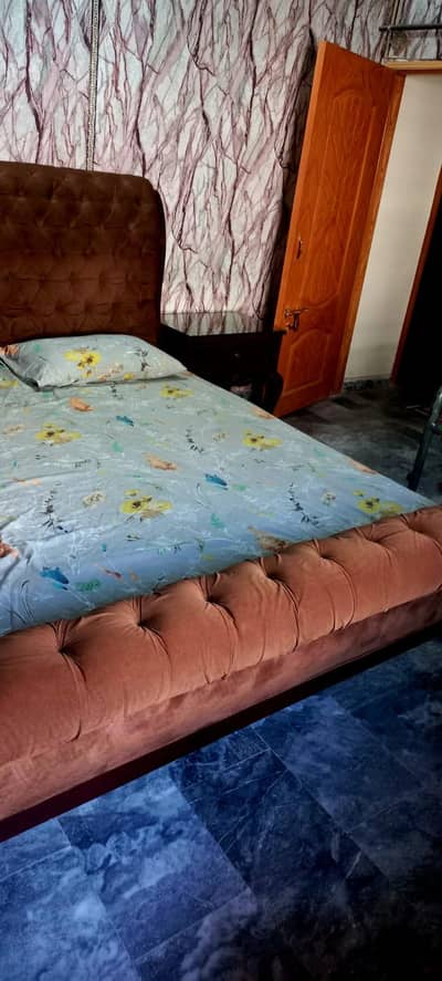 King Size Solid wooden Bed