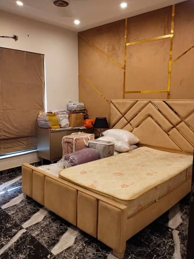 10 Marla House Available For Sale In Sector M-5 Lake City Lhr