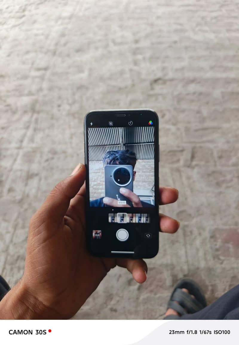 Apple iPhone X 6