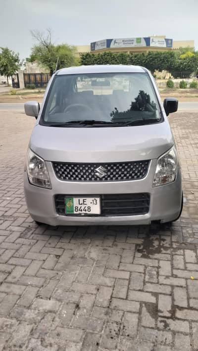 I want to sale my japni car  03213320657
