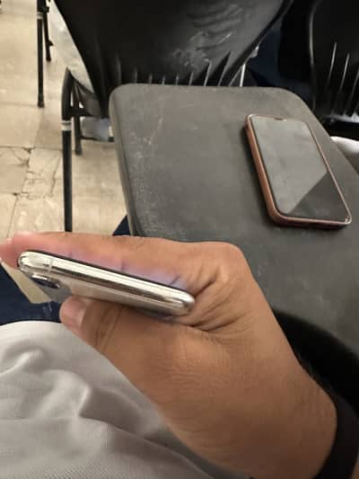 Apple iPhone XS