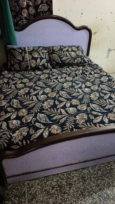 Bed Wirh Matress