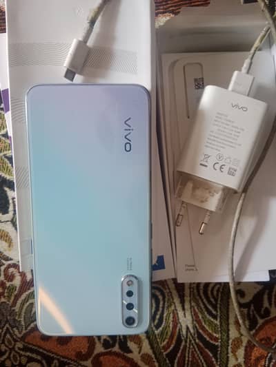 Vivo S1