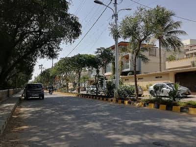 600 Square Yards House In Stunning KDA Officers Society Is Available For sale