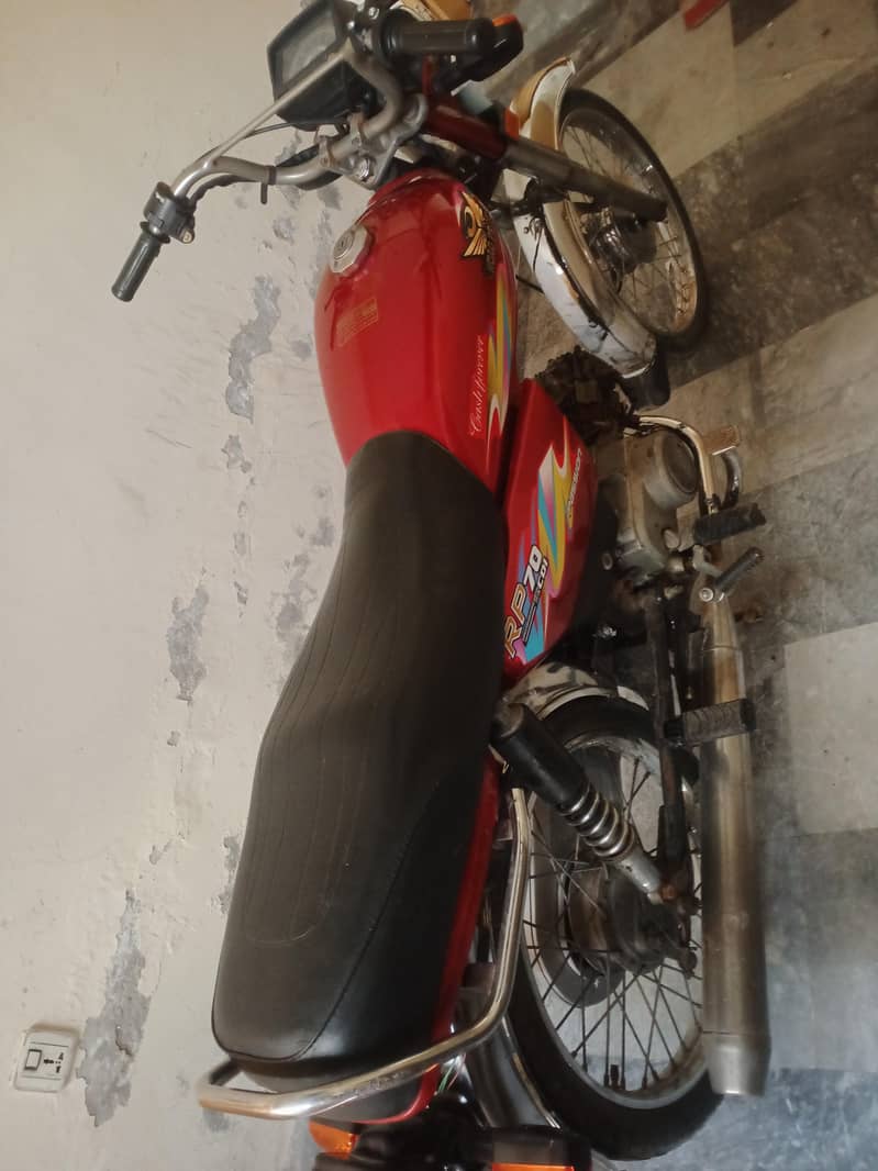 Road Price 8