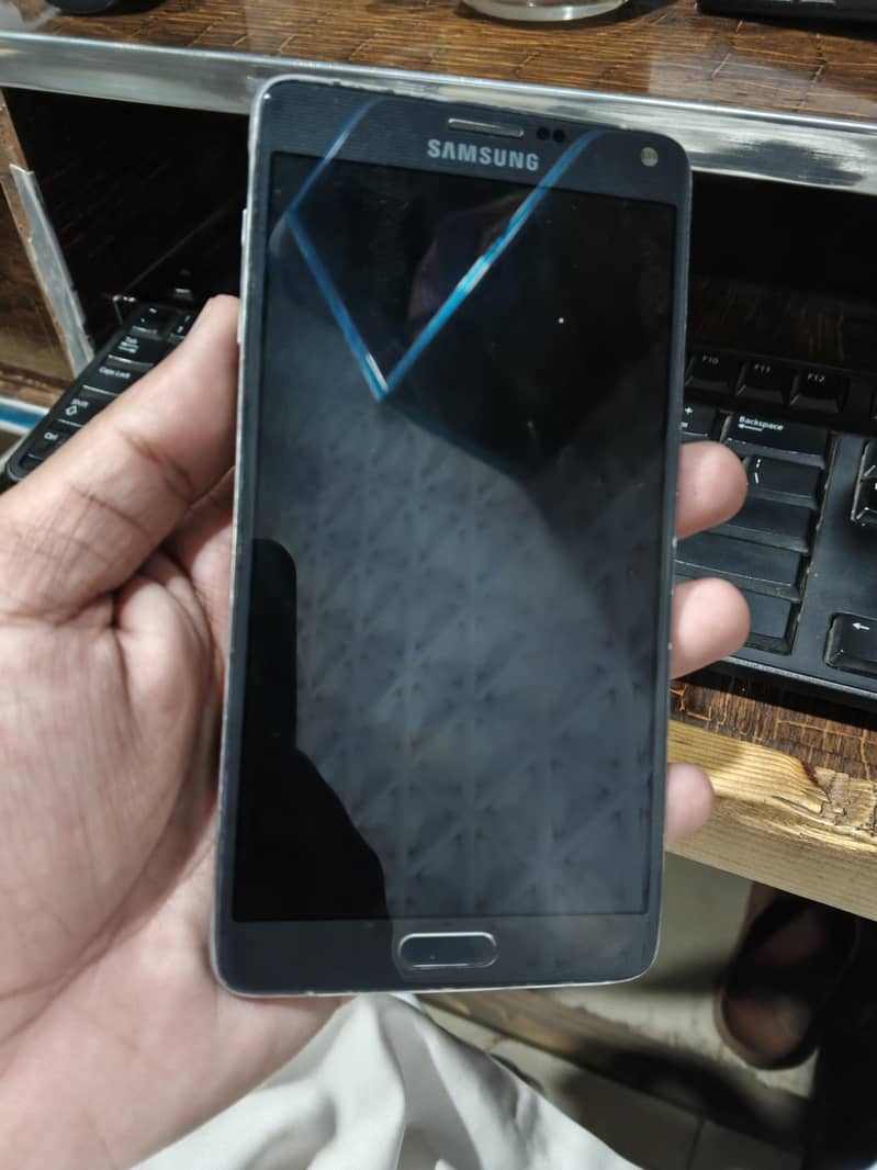 Samsung Mobile Note4 3