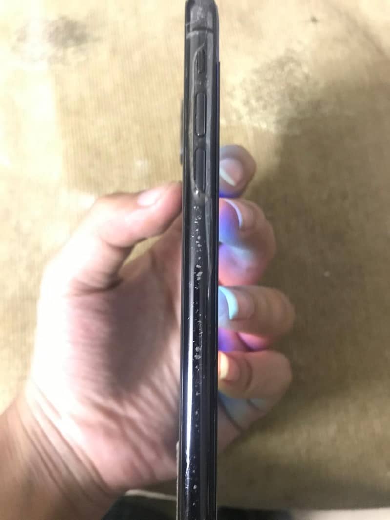 Apple iPhone X 2