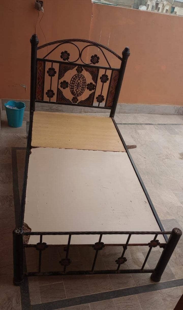 single bed  (iron) without mattress 0