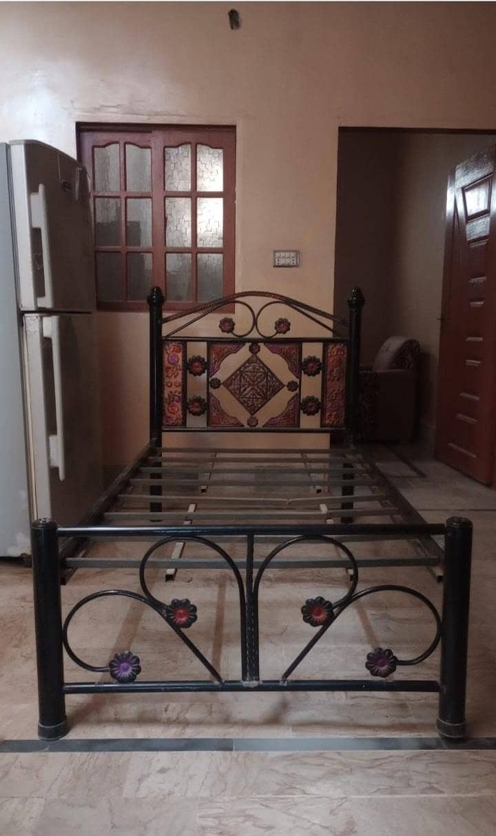 single bed  (iron) without mattress 1