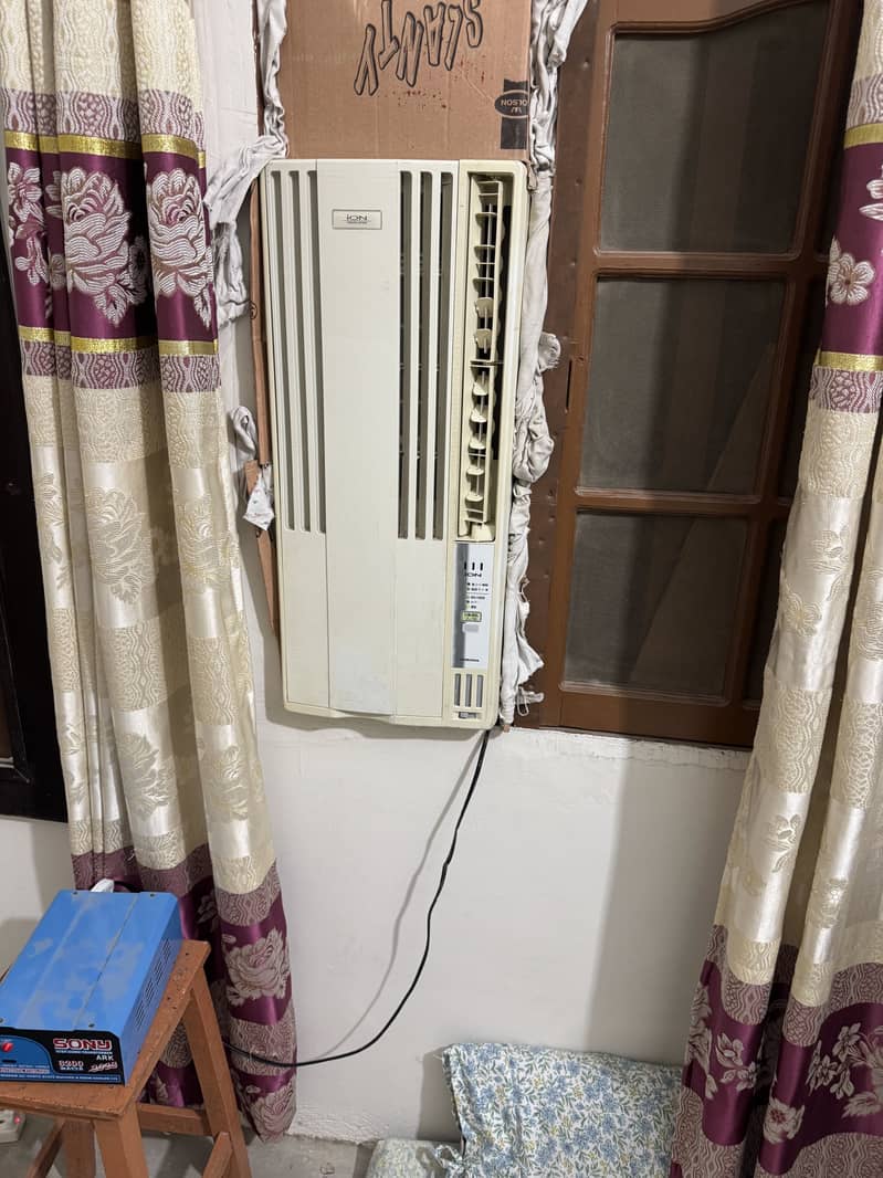110 ac 0