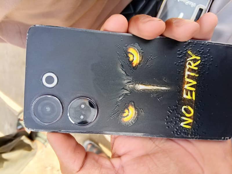 Tecno CAMON 20 2