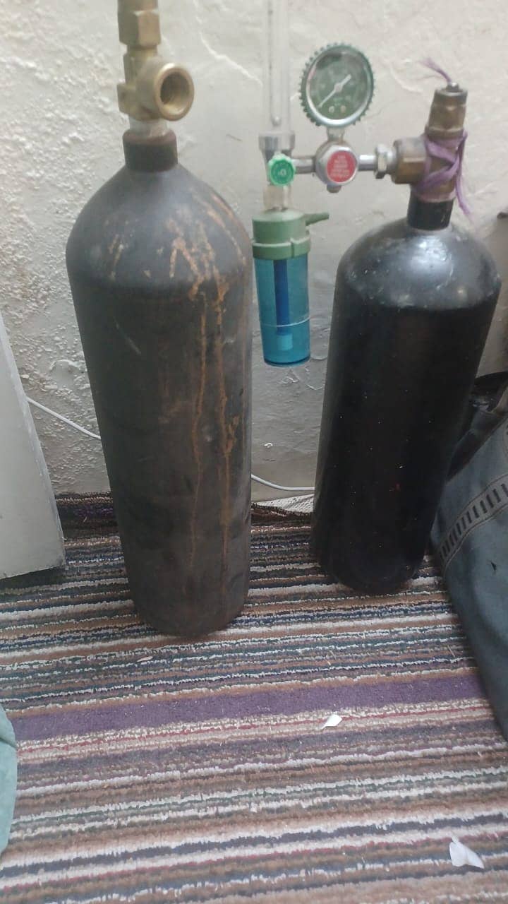Oxygen Cylinders 1