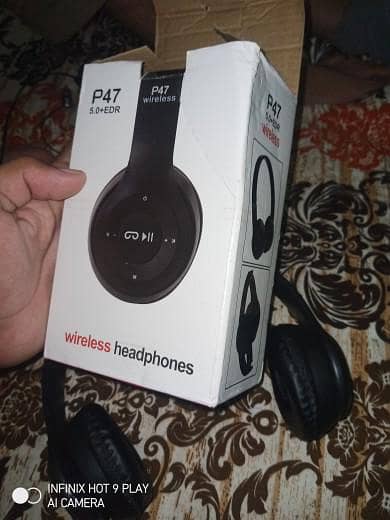 p47 wireless bluetooth headphone 0