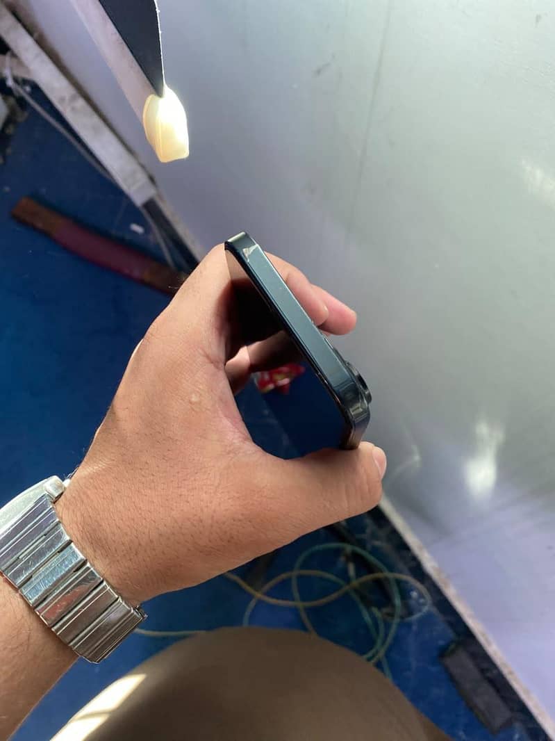 Apple iPhone 14 plus 4