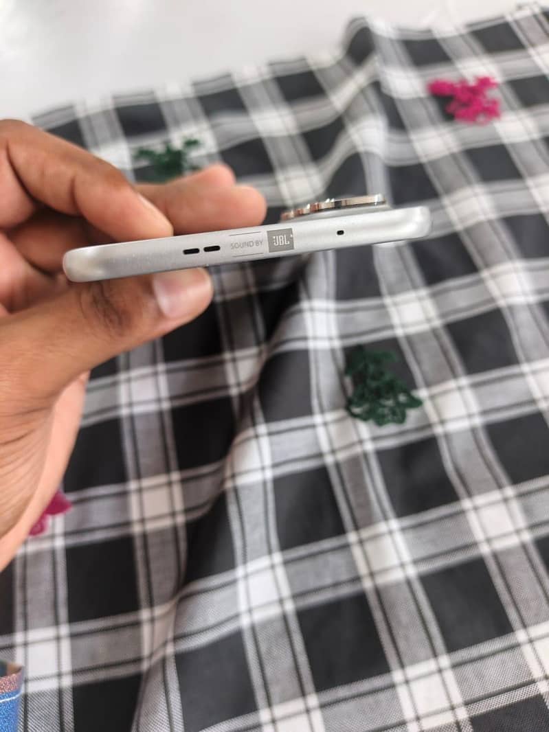 hot 60 pro+ 5
