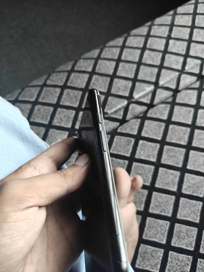 Google Pixel 6a 4