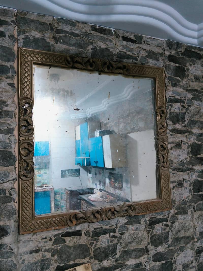used mirror 0