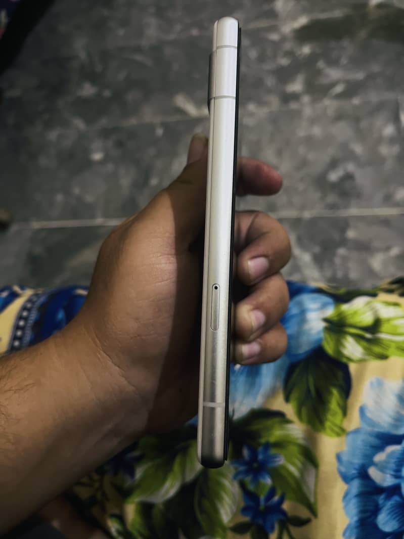 Google Pixel 7a 3