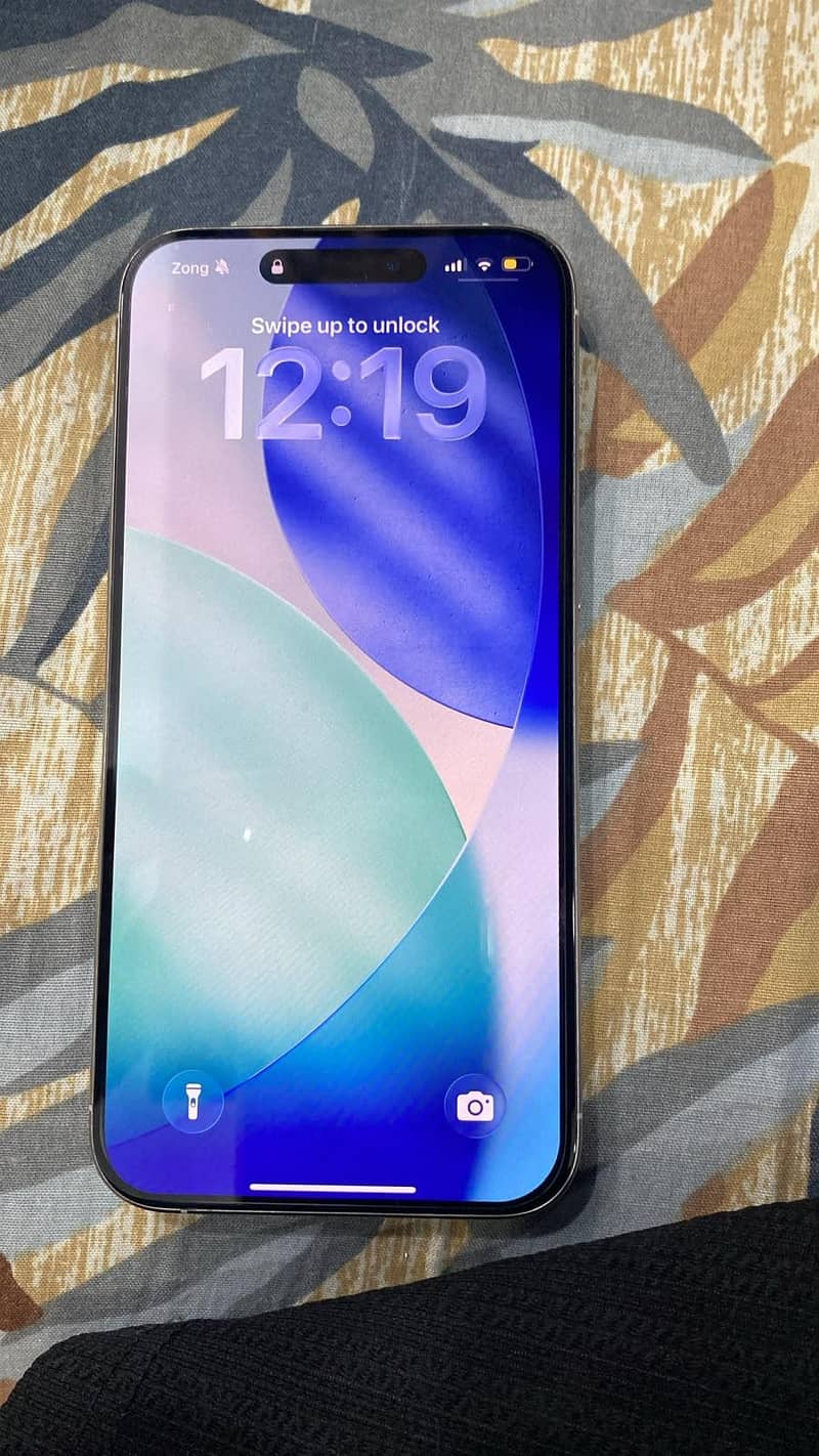 Apple iPhone 15 Pro Max 5