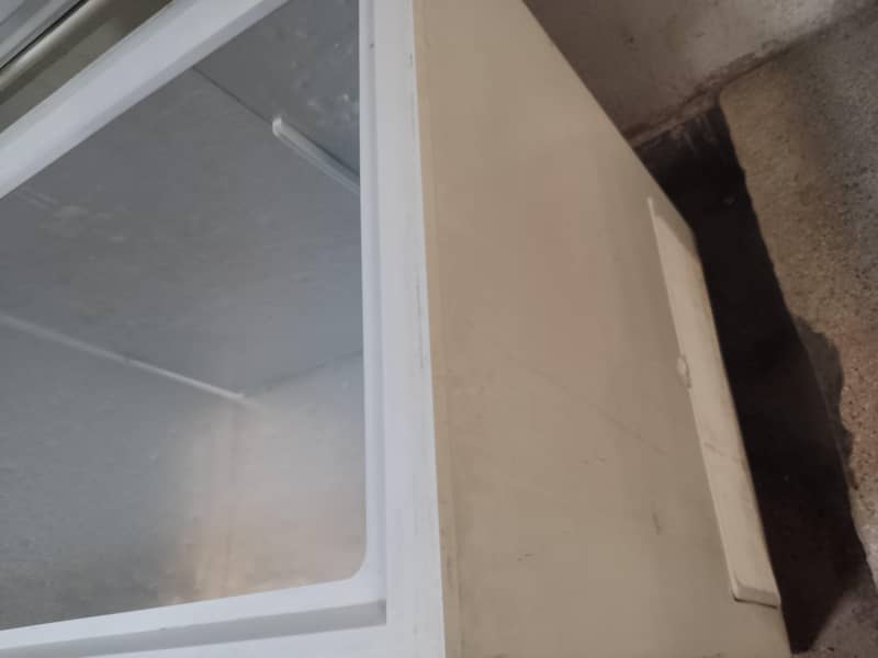 Haier deep freezer 0