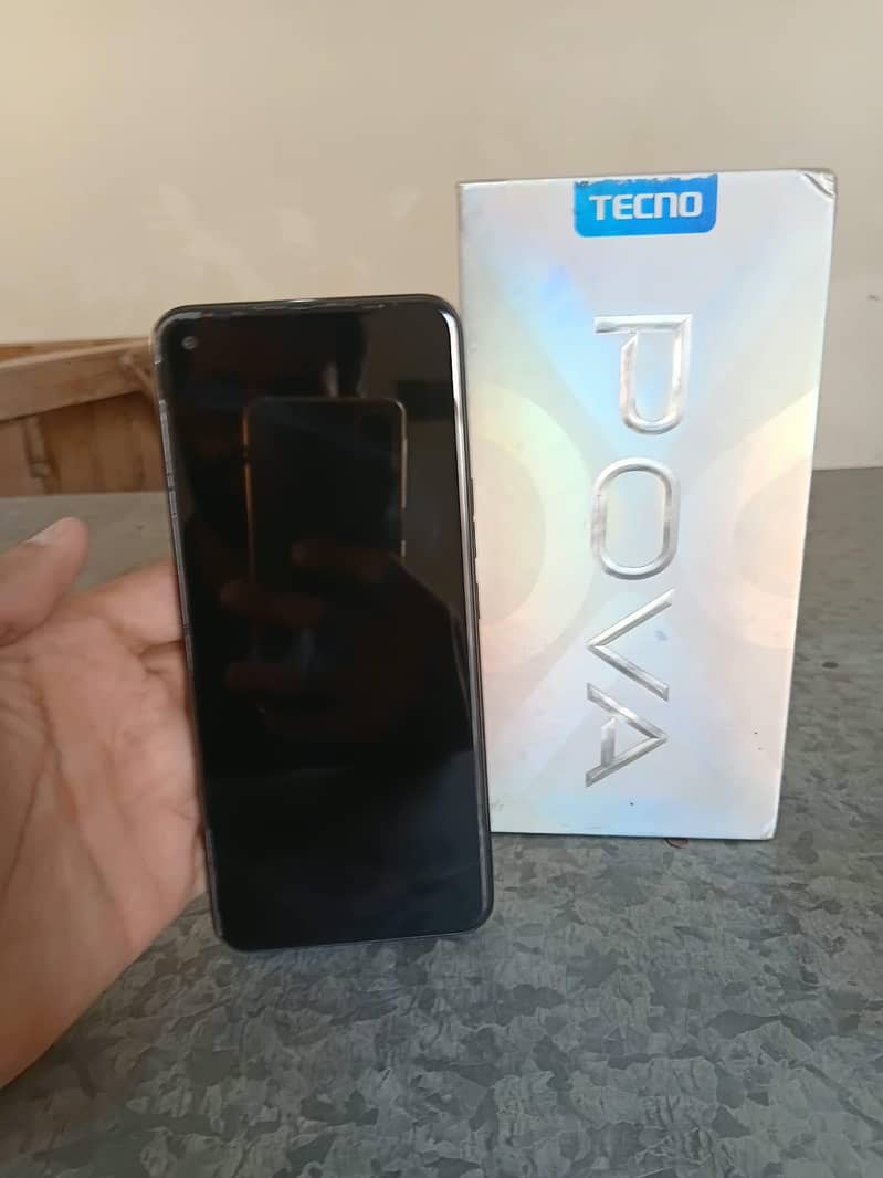 Tecno Pova 6