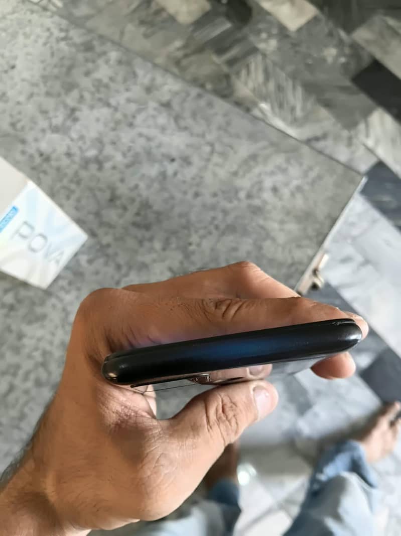 Tecno Pova 11