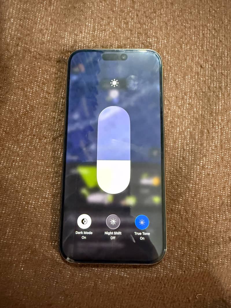 Apple iPhone 16 Pro Max 3