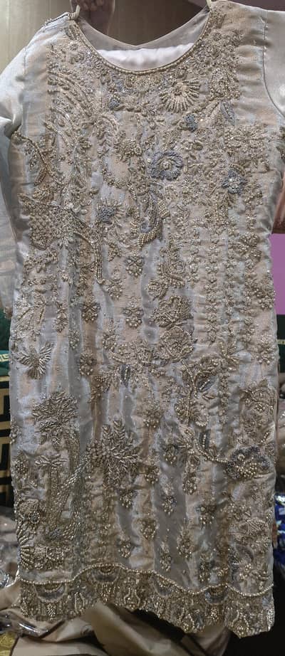 bridal dresses brand new one time used