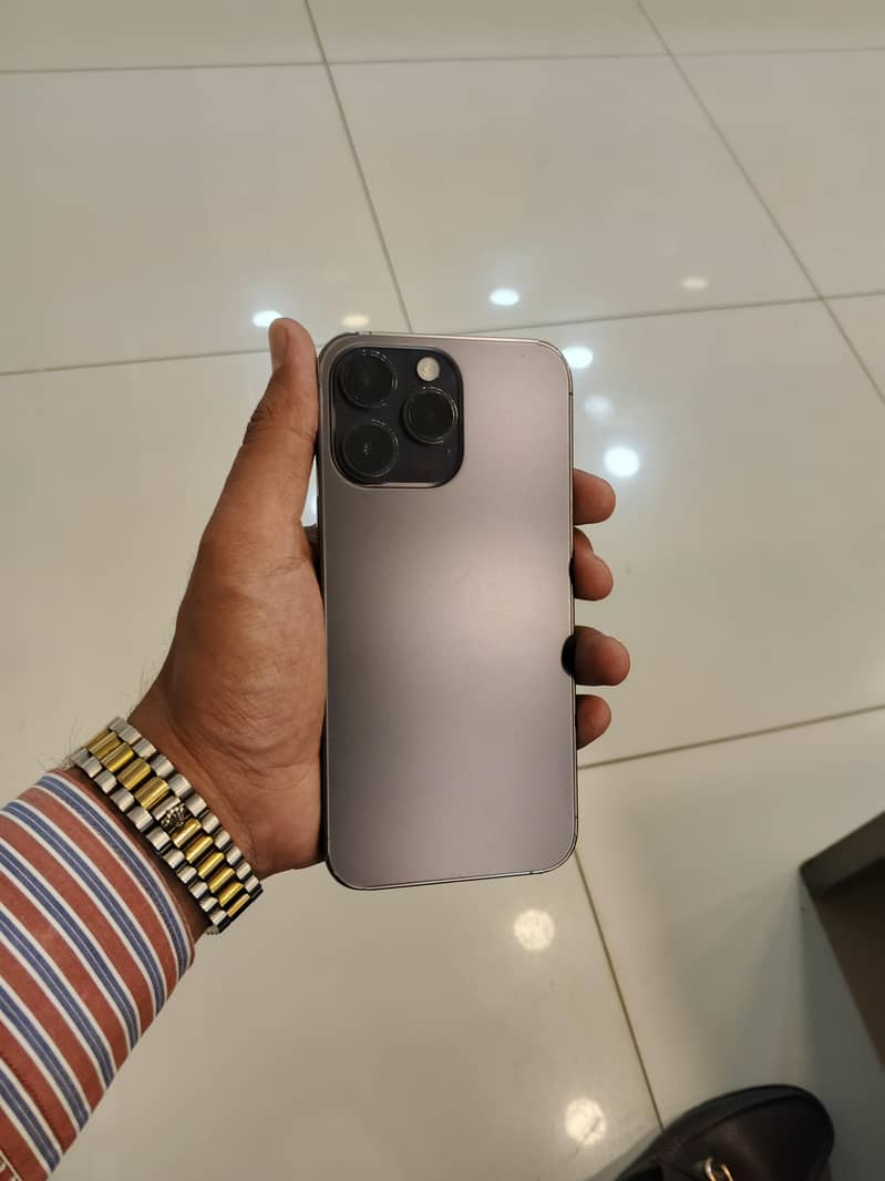Apple iPhone 14 Pro Max 2