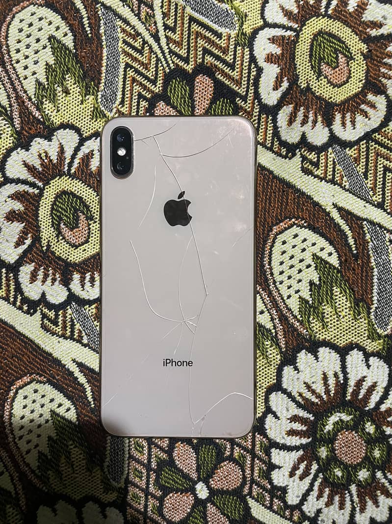 Apple iPhone XS Max 2