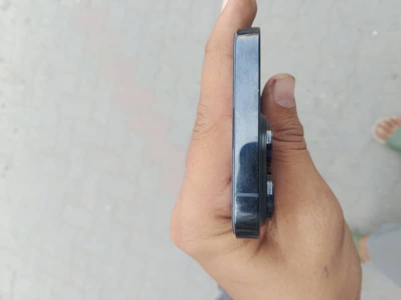 Apple iPhone 14 Pro 3