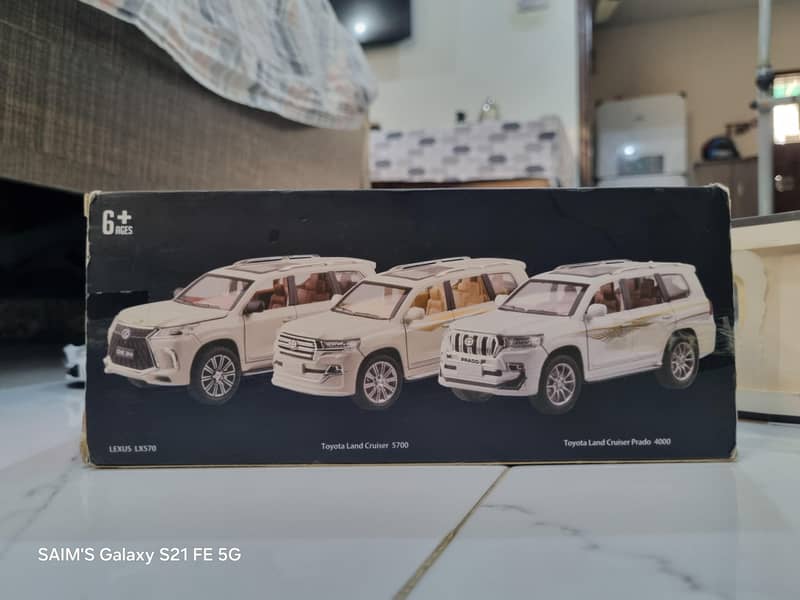 lexus LX570 3