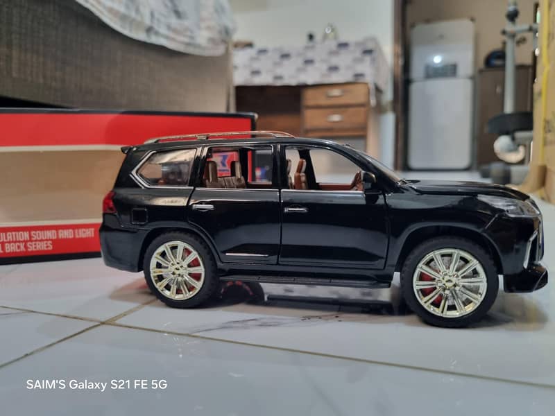lexus LX570 10