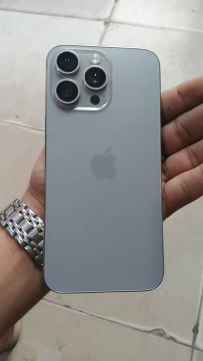 Apple iPhone 15 Pro Max