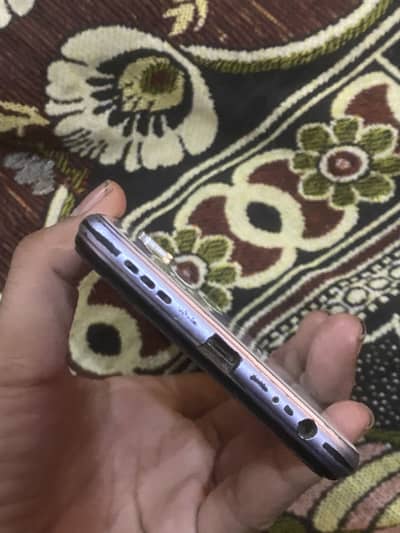 v2043