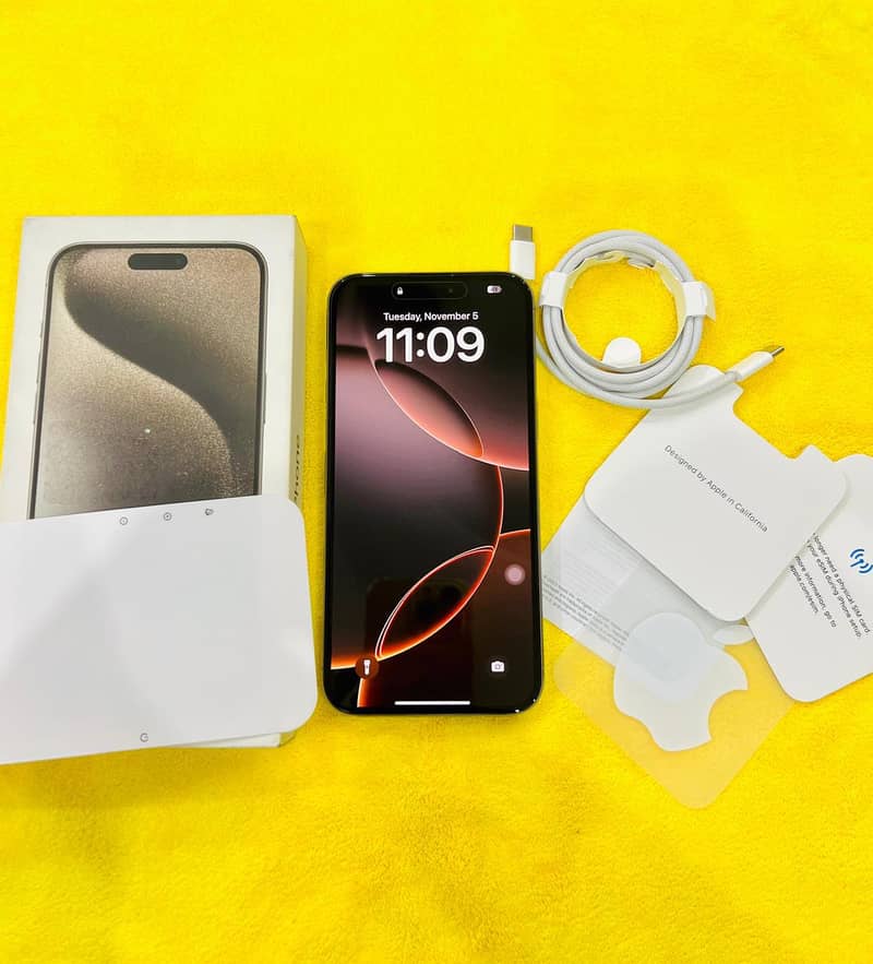 Apple iPhone 15 Pro Max 2
