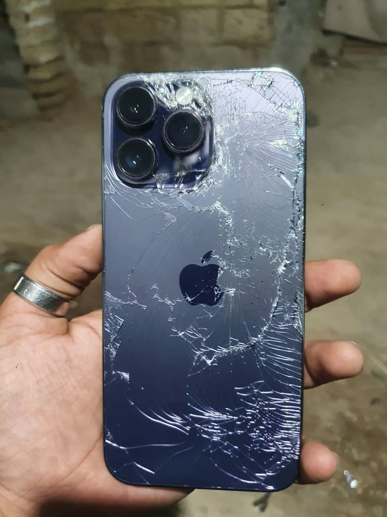 Apple iPhone 14 Pro Max 0