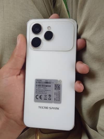 Tecno spark 40