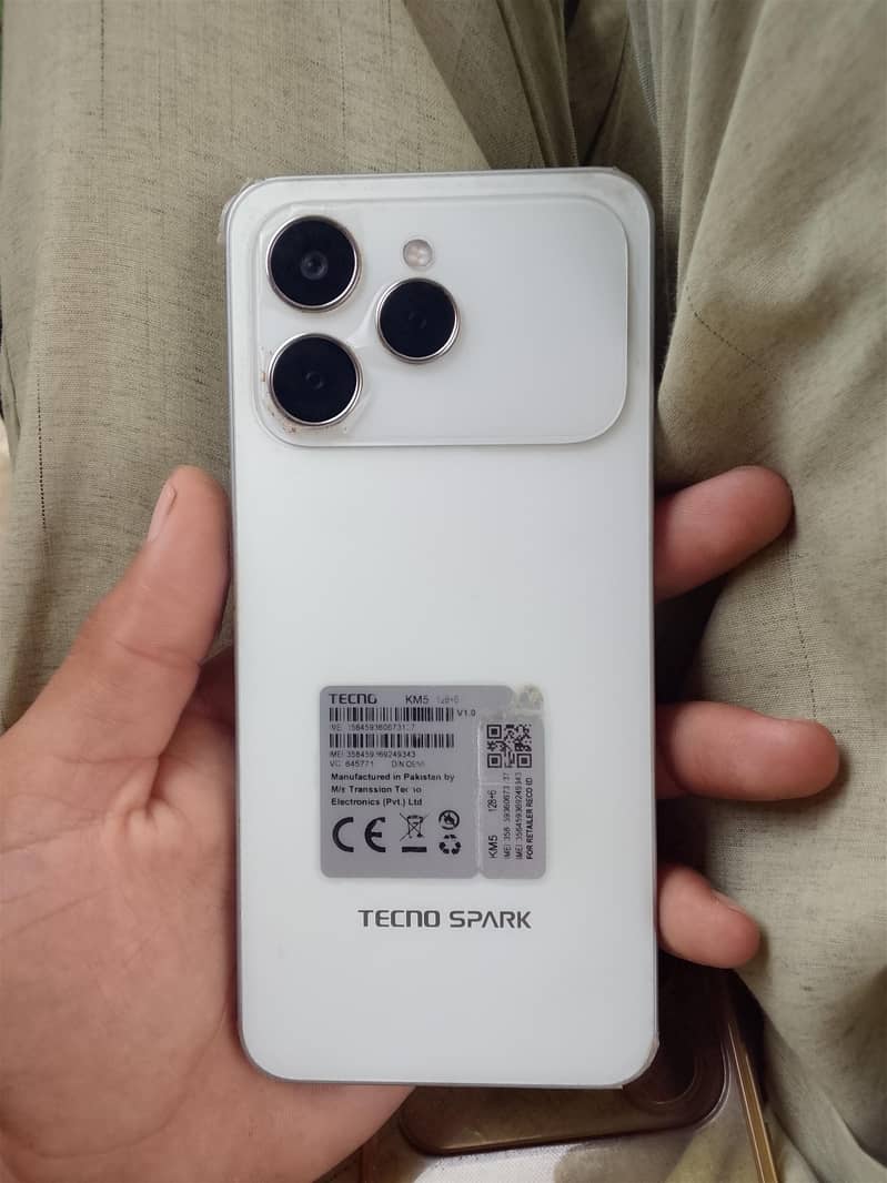 Tecno spark 40 2