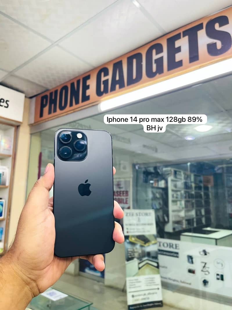 Apple iPhone 13 Pro Max 4