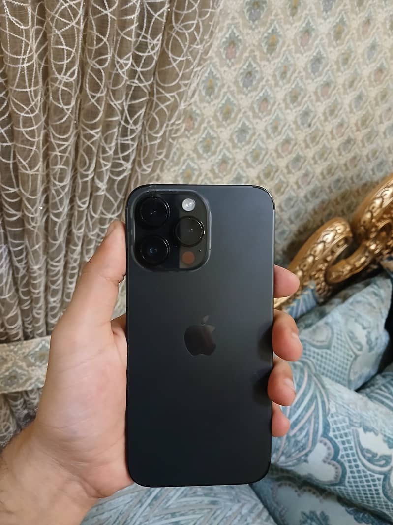 Apple iPhone 14 Pro Max 5