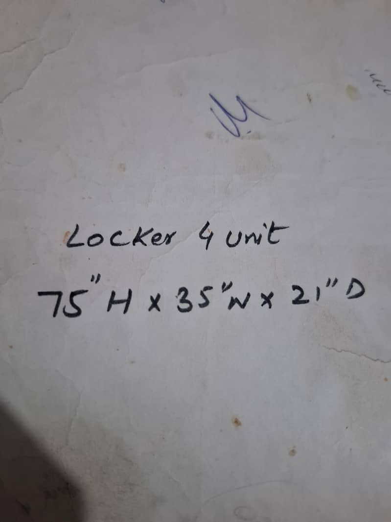 4 unit Locker 3