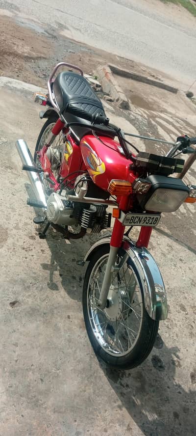 Yamaha 2011 model for sale full fit bike