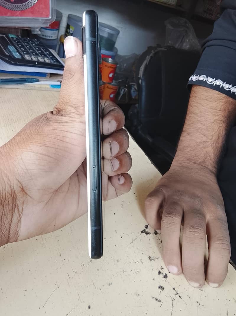 Google Pixel 6a 4