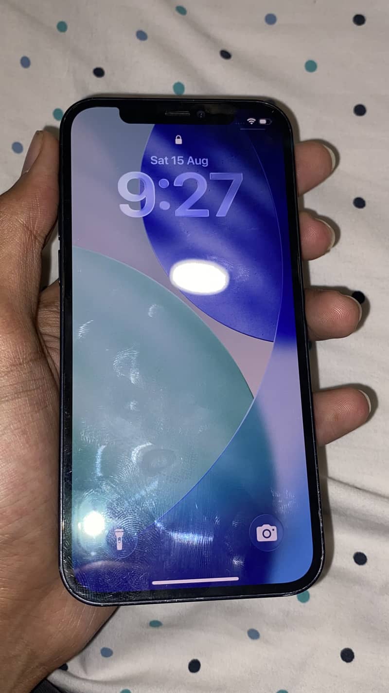 Apple iPhone 12 6
